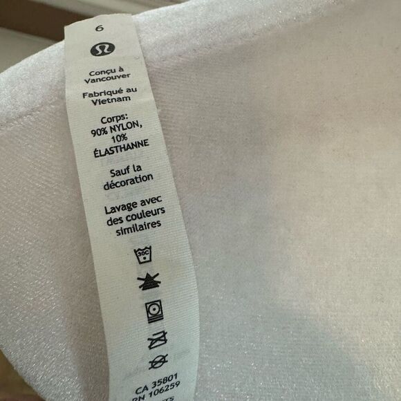 Lululemon Women's 6 Time To Restore Long Sleeve Wrap Tee Creamy Mint Green Yoga - Picture 6 of 6